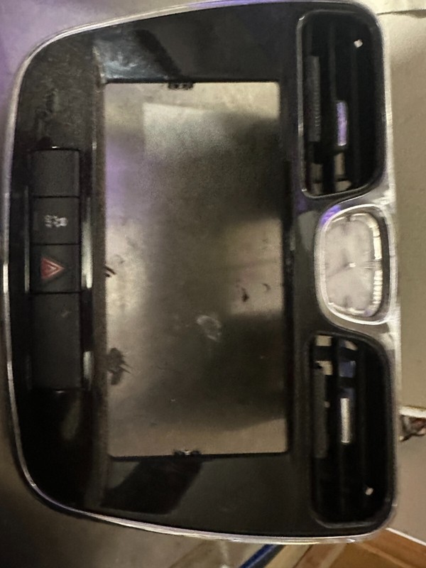 11-14 CHRYSLER 200 OEM RADIO & VENT DASH BEZEL TRIM W/ VENTS & CLOCK
