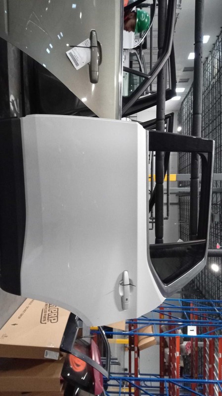 2018 Chevrolet Traverse Left Rear Door White OEM 697263 123K Miles