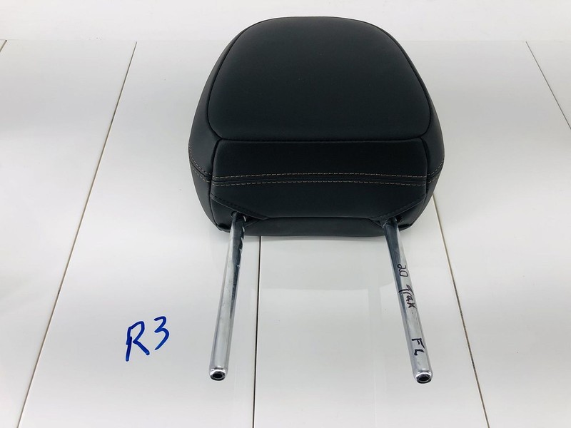 17-22 CHEVROLET TRAX FRONT LEFT DRIVER SIDE SEAT UPPER CUSHION HEADREST PAD OEM