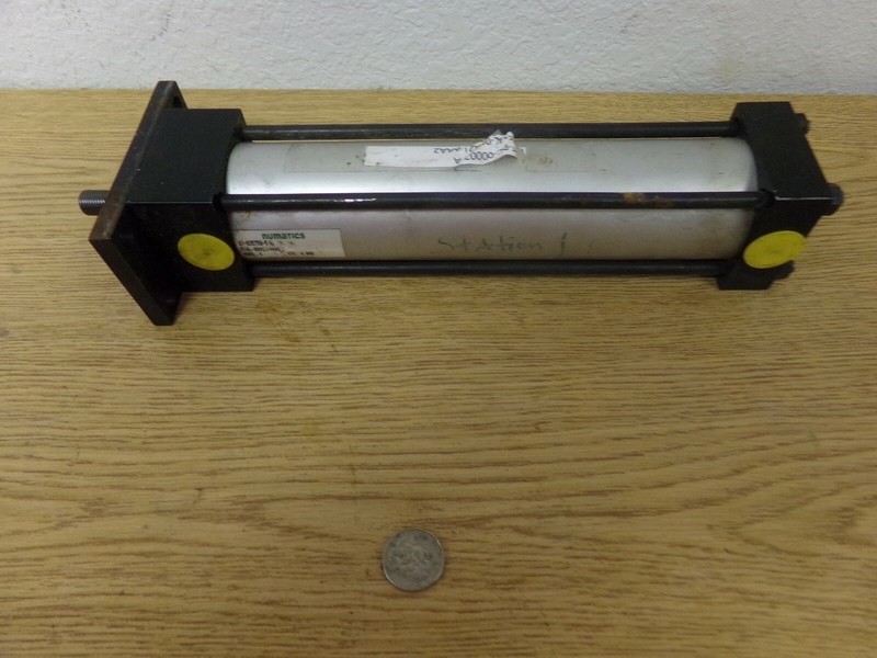 Numatics UI-635759-5 Cylinder F1AL-08A2J-AAA0 *FREE SHIPPING*