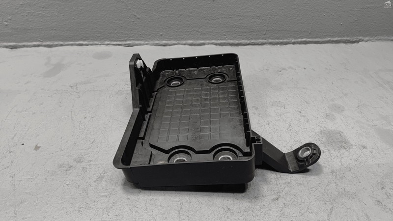 Nissan Rogue 2.5L Battery Tray Holder Mount Support Bracket OEM 2021