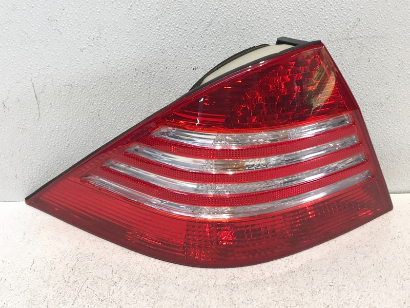 03-06 Mercedes W220 S350 Rear Left Driver Taillight Tail Light Lamp OEM