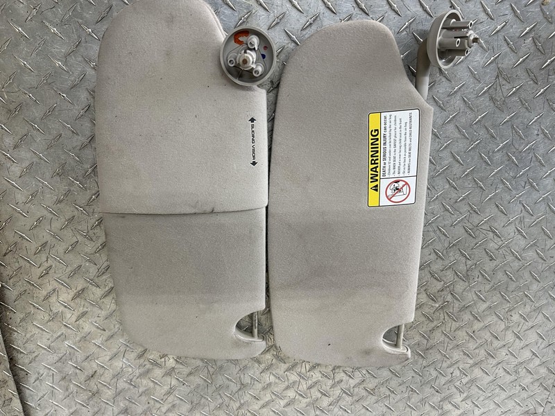 02-05 Dodge Ram Sun Visor Set LH RH Oem Tested