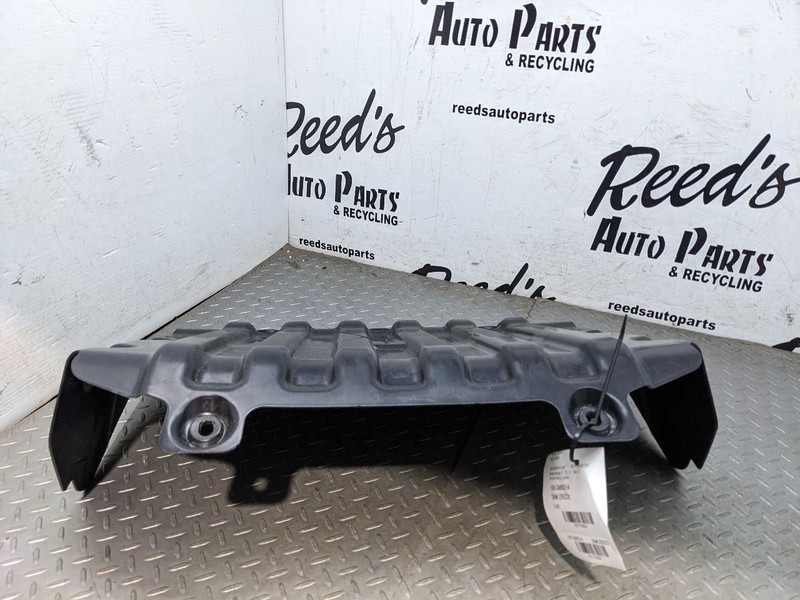 2007-2014 GMC YUKON XL 1500 ENGINE UNDERBODY SPLASH SHIELD GUARD SKID PL 1176424