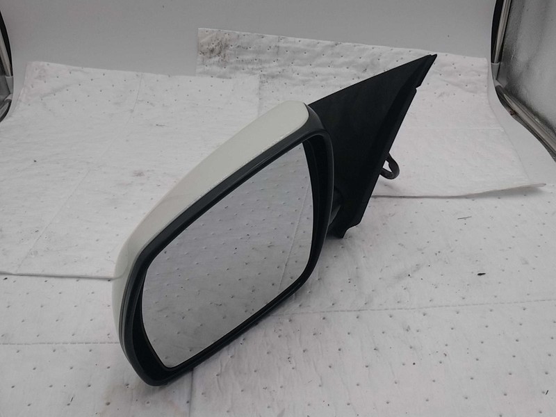 2004 Nissan Murano Left Door Mirror White Power Heated w/Memory 36761