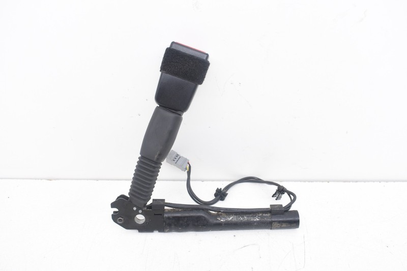 2009 BMW E90 328xi Front Left Driver Side Seat Belt Buckle Latch OEM KW85
