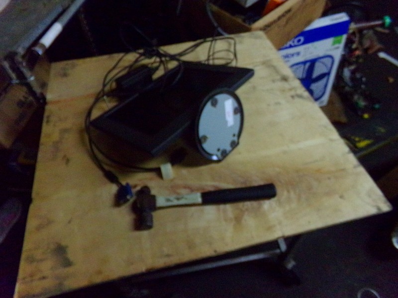 Sony SDM M51D Monitor w/ Cords *FREE SHIPPING*