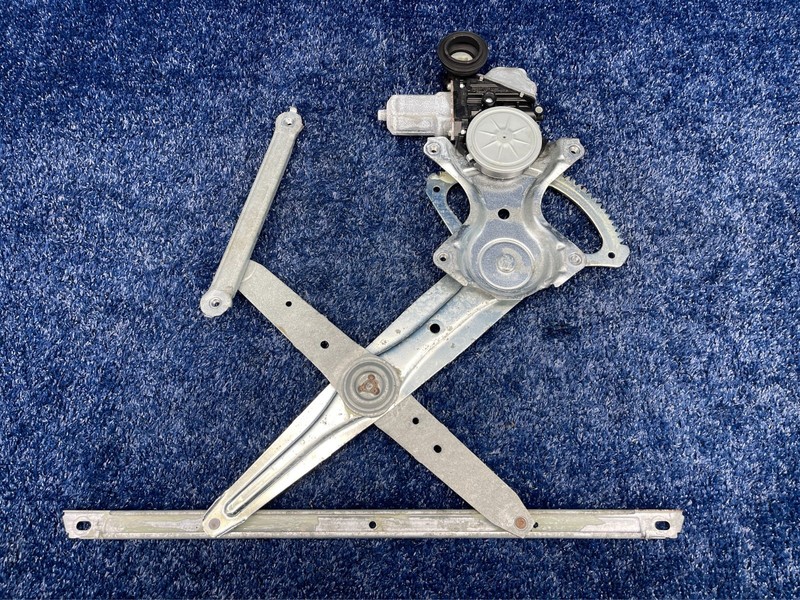 2013–2015 Toyota Rear Left Window Regulator w/ Motor OEM 85720-0E031