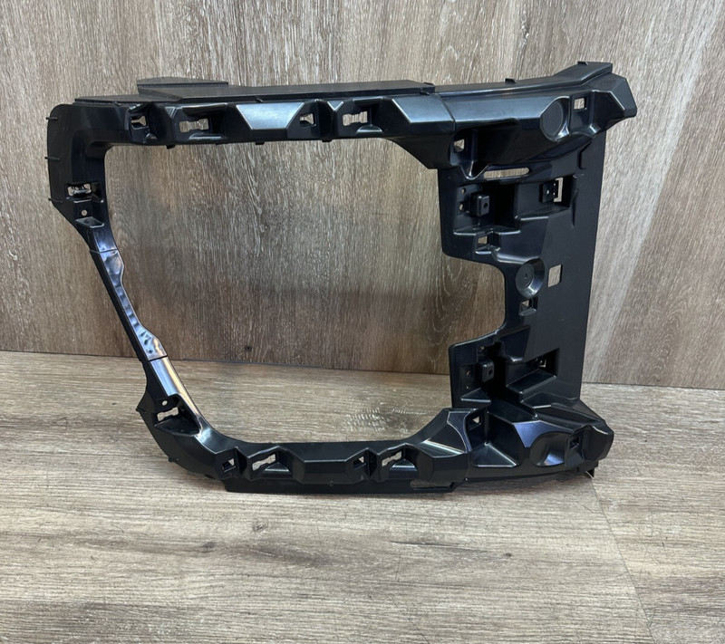 2024-25 FORD F-150 RH GRILLE SUPPORT BRACKET OEM PART