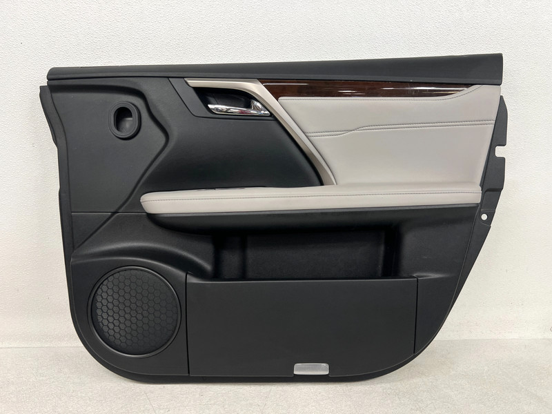 ⭐2016-2022 LEXUS RX350 FRONT RIGHT PASS INTERIOR DOOR PANEL TRIM OEM LOT2719
