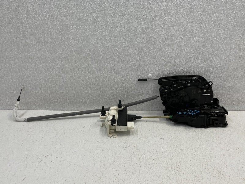 2016-2019 BMW 750i G12 Front Left Driver Door Lock Latch Actuator Motor 1529 OEM