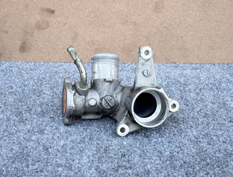 NISSAN INFINITI 07-21 OEM ENGINE MOTOR WATER COOLANT OUTLET PIPE ASSEMBLY