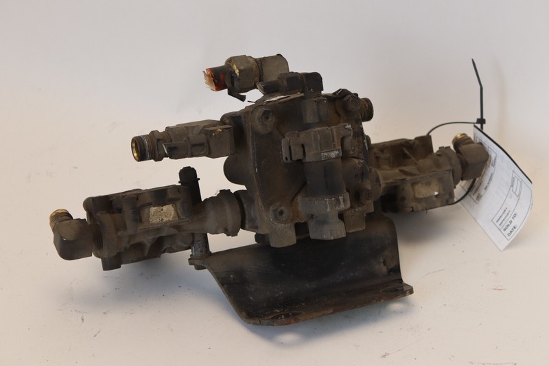 2013-2022 KENWORTH T680 PACCAR BENDIX ABS BRAKE TRACTION VALVE ATR-6 OEM