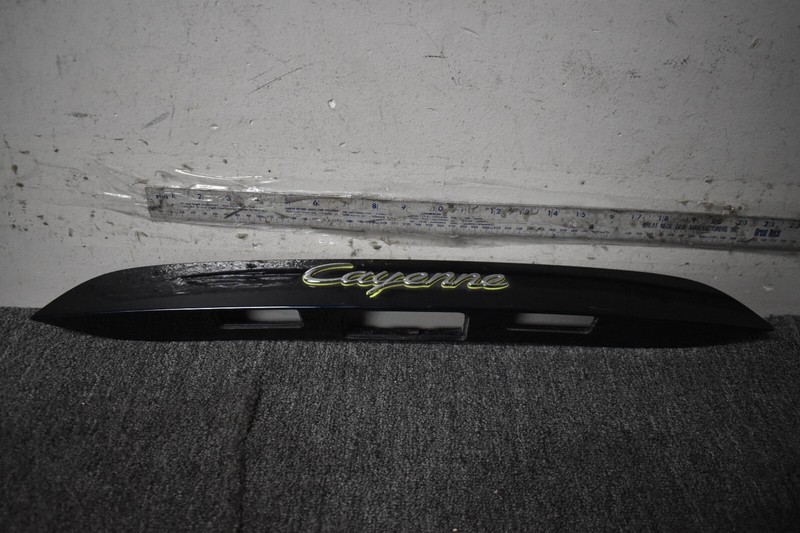 2019-2020 PORSCHE CAYENNE BASE HANDLE TRIM FACTORY OEM