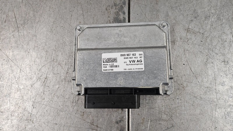 2018 Audi RS5 Quattro F5 AWD Control Module #2200 VV3