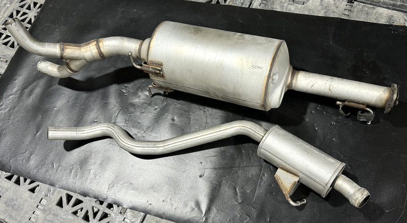 ✅2019-2024 RAM 1500 REAR EXHAUST SYSTEM MUFFLER PIPE TUBE HEMI 5.7L V8 OEM 45K