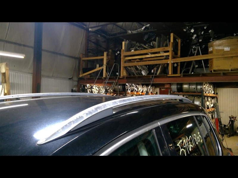 2009-2017 TIGUAN Left Luggage Rack 1644577