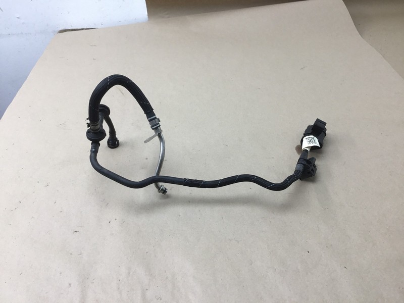 Audi A8 A8L D5 2019 Fuel Vapor Vacuum Valve Solenoid Hose Pipe Line 19-23 :O