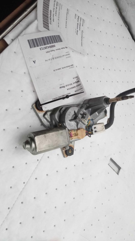 Used Back Glass Wiper Motor fits: 2004 Nissan ArmadaGrade B