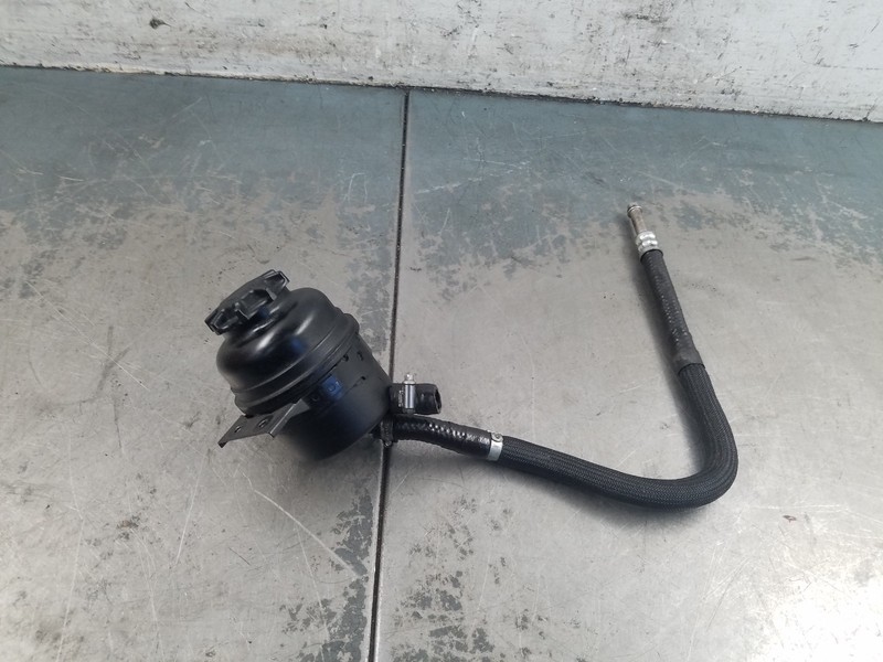 2001 BMW M5 E39 Power Steering Reservoir / Hose #97647 V5
