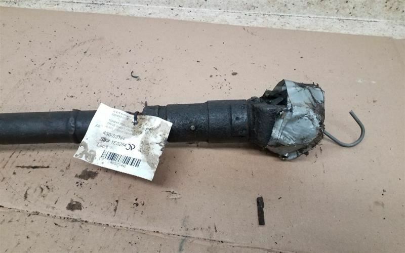 Front Drive Shaft 7.4L Fits 95-00 CHEVROLET 2500 PICKUP 71442