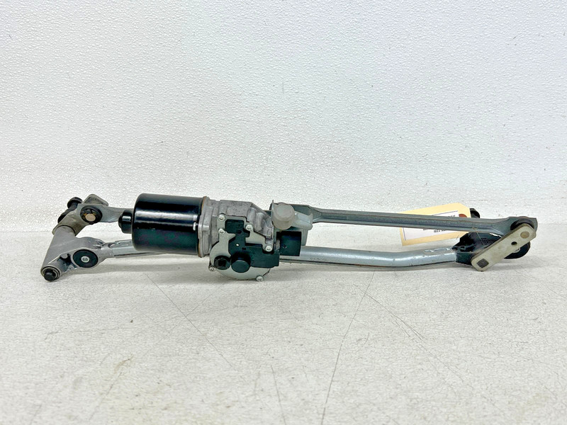 ⭐2008-2013 BMW 135I 128I E82 FRONT WINDSHIELD WIPER LINKAGE W/ MOTOR OEM LOT2728