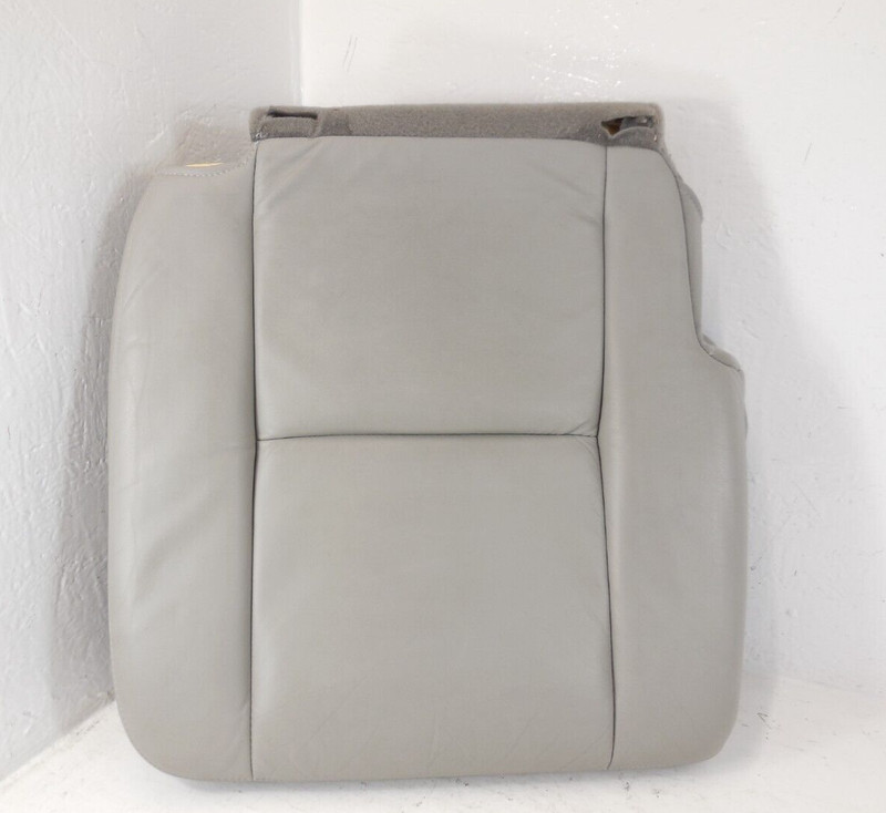 Suzuki XL-7 Rear Lower Bottom Seat Cushion Passenger Right RH OEM 2007 07