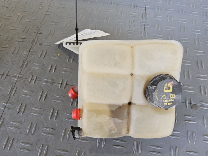 Coolant Reservoir Electric EV Fits 12-18 FOCUS 3486689