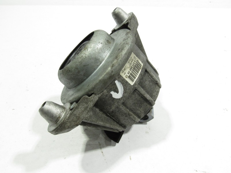 13-19 Mercedes SL550 R231 2013 4.6L RWD Left Driver Engine Motor Bracket Mount ;