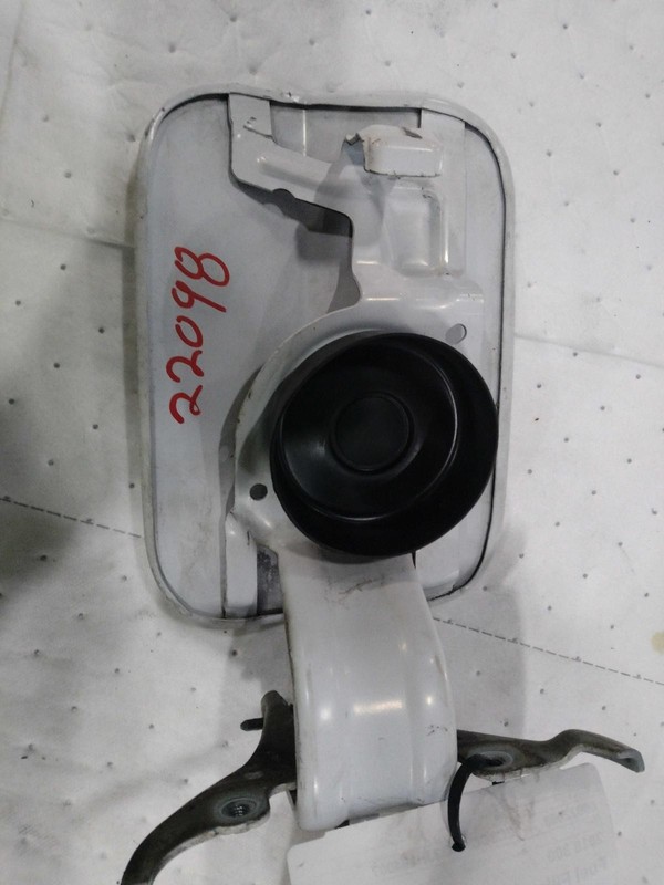 2018 Chrysler 300 Fuel Filler Door White Used OEM Part 1770331