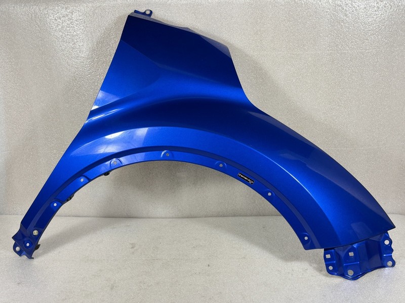 2018-2022 TOYOTA C-HR FRONT RIGHT PASSENGER SIDE FENDER OEM #015