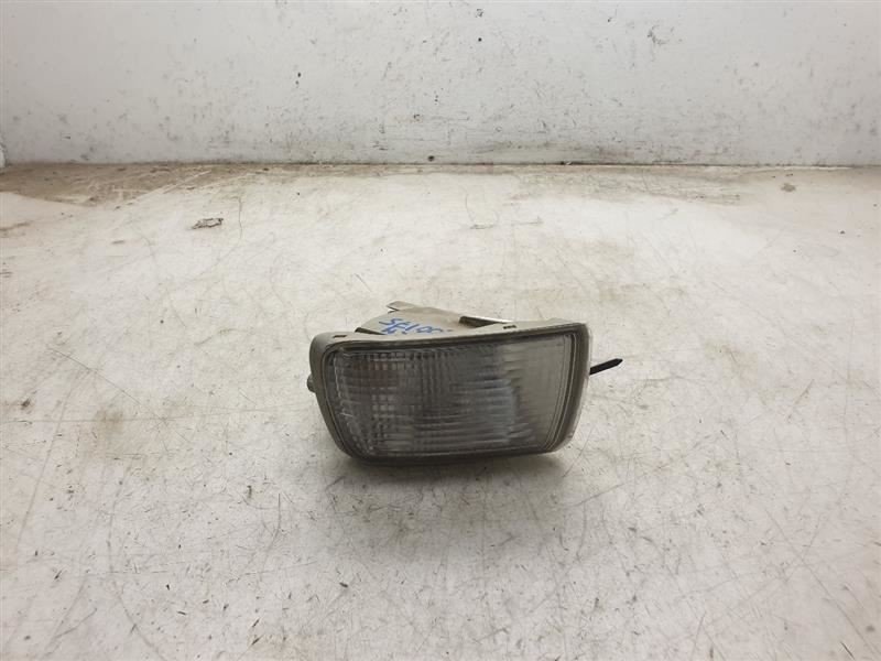 03-05 TOYOTA 4RUNNER PASSENGER FRONT BUMPER MOUNTED TURN SIGNAL LAMP ASSEMBLY