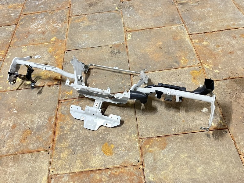 03-06 Mercedes Dodge Sprinter T1N Under Dash Frame Support Brace Bracket Rail