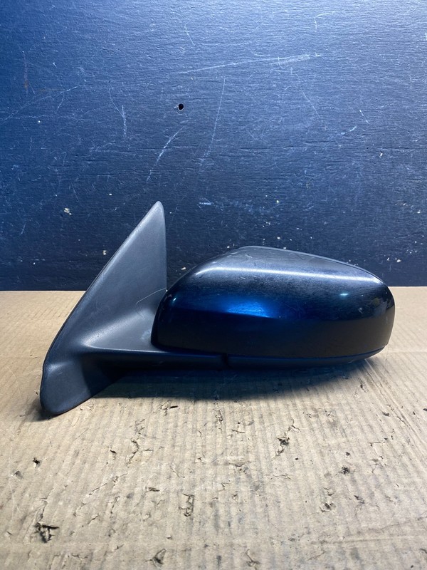 2004 - 2006 Volvo S60 Left Driver LH Front Door View Mirror OEM AA7515 MS