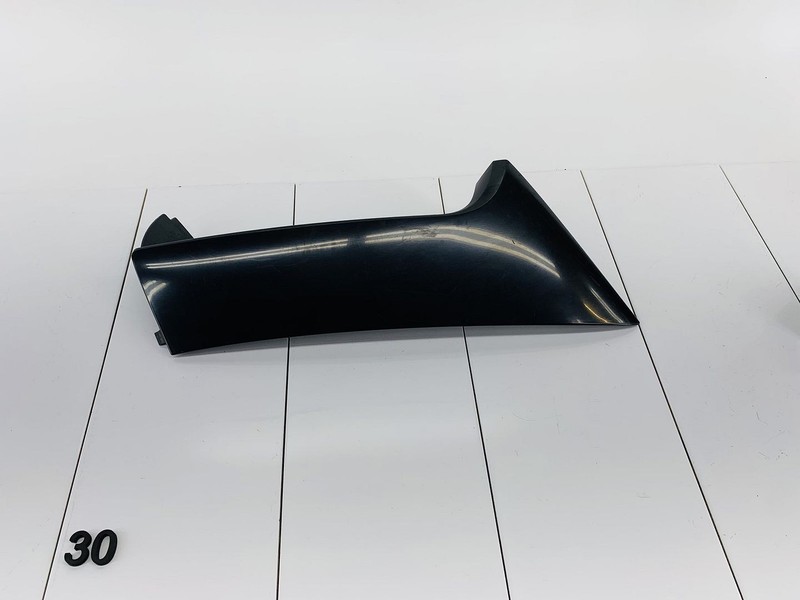 08-13 SMART FORTWO REAR RIGHT SIDE B PILLAR MOLDING COVER OEM