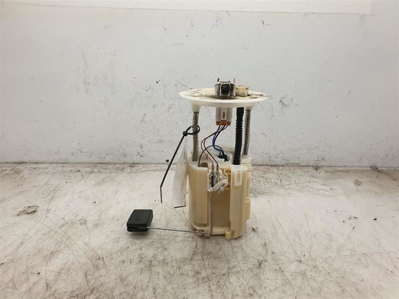 04-05 TOYOTA HIGHLANDER BASE 2.4L 2WD AT FUEL PUMP ASSEMBLY