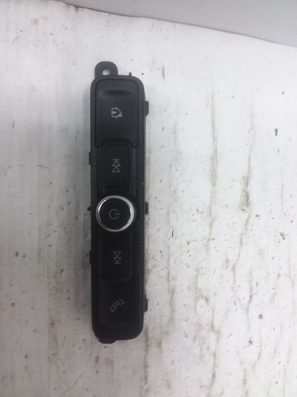Radio Control Panel Fits 23 SIERRA 1500 PICKUP 42565560