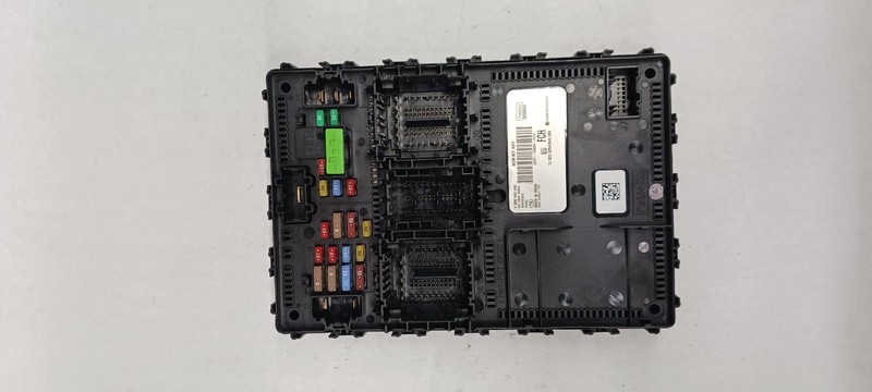 2021 FORD ECOSPORT Body Control module BCM fuse block JU5T15604FCH OEM 21