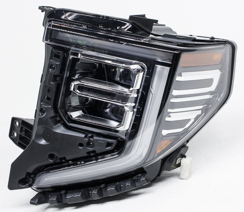 85121986 OEM Left Driver Side LED Headlamp for GMC Sierra 1500 Denali, SLT -Tab