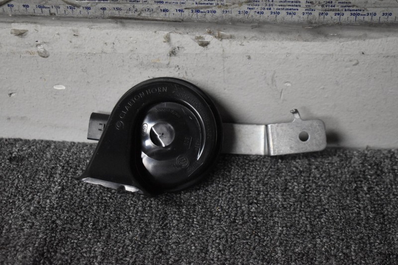 2018-2020 MERCEDES BENZ GLC 43 AMG 4MATIC LEFT SIDE HORN FACTORY OEM