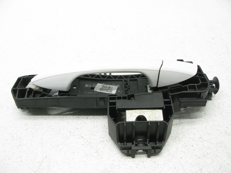 10-19 MERCEDES W204 C CLA CLS CL E GL GLS ML SLK OUTER DOOR HANDLE LEFT REAR 101