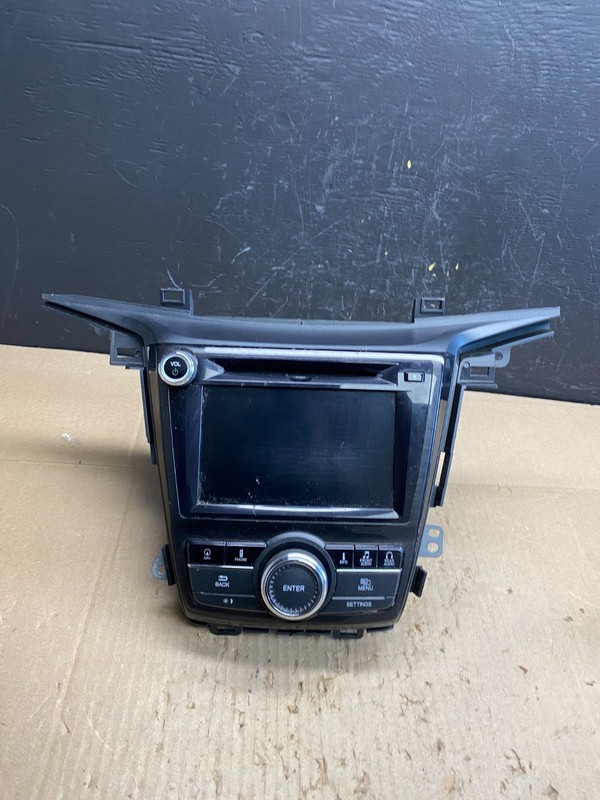 2014 to 2017 Honda Odyssey AM FM Screen Display Radio Oem AB9653 DG