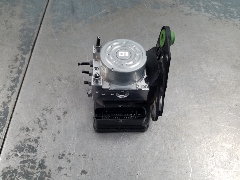 2024 Audi RS3 8Y Quattro ABS Brake Pump Module #1259 D1