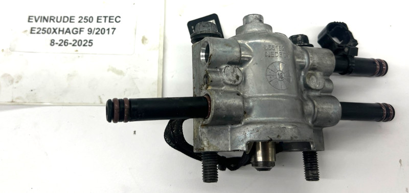 Evinrude ETEC G2 200 - 300 hp Fuel Injector 5009208 5009442 Freshwater