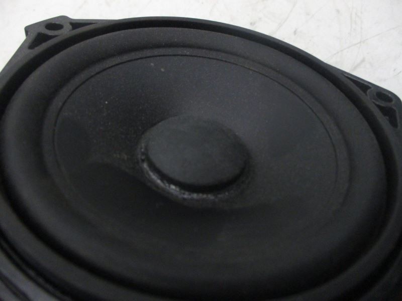 REAR RIGHT OR LEFT SPEAKER FITS 2016 MERCEDES GLE 63 23521