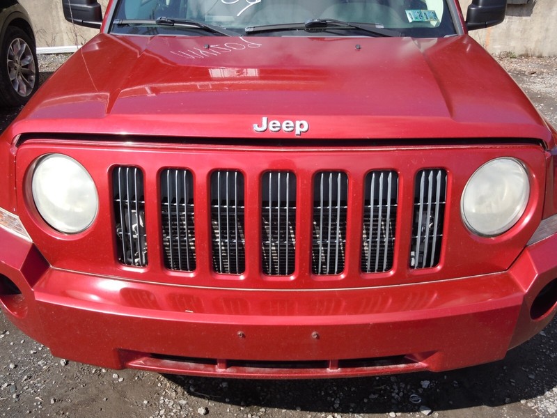 2007 08 09 2010 Jeep Patriot Grille OEM PRH