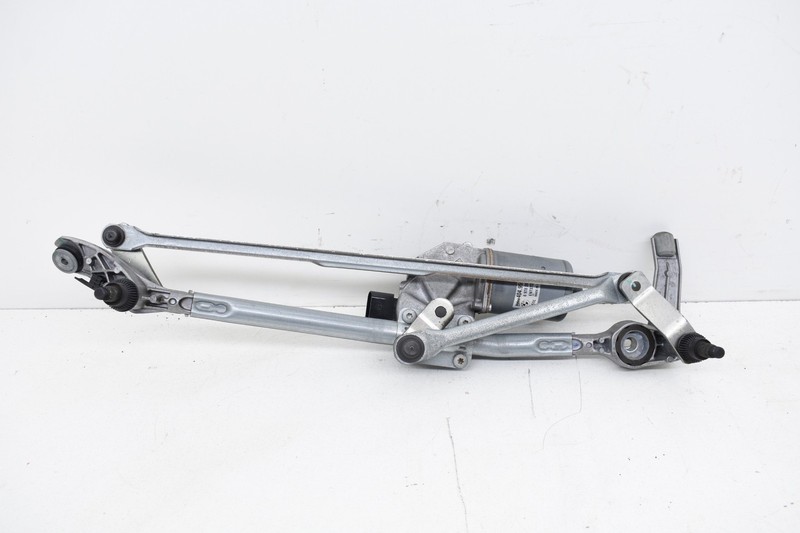 2011 BMW 328xi E90 N51 Windshield Wiper Motor Linkage Assembly OEM KW78