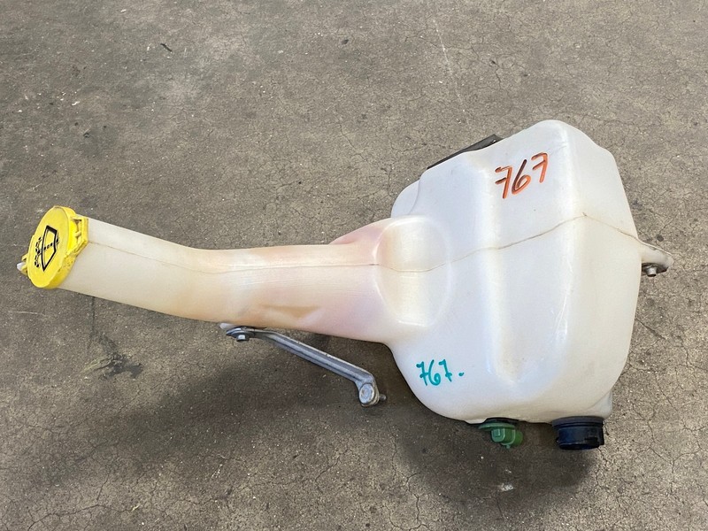 11-23 DODGE CHALLEGNGER SXT WINDSHIELD WASHER FLUID RESERVOIR TANK OEM LOT767