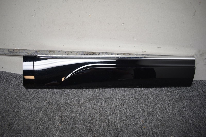 2014-2017 AUDI SQ5 RIGHT SIDE LOWER MOLDING COVER FACTORY OEM