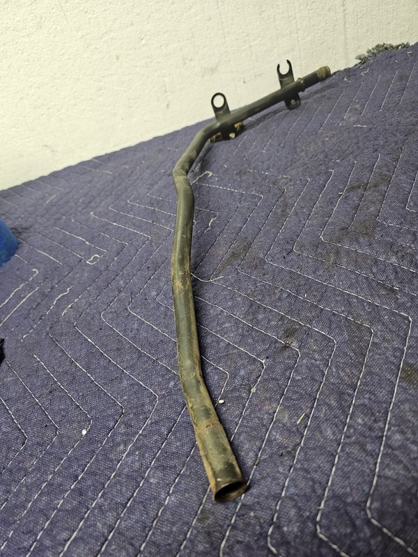 2006 FordE350 Dip Tube